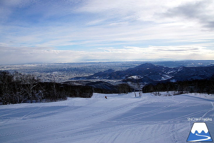 サッポロテイネ -11℃！空に舞い上がる粉雪。